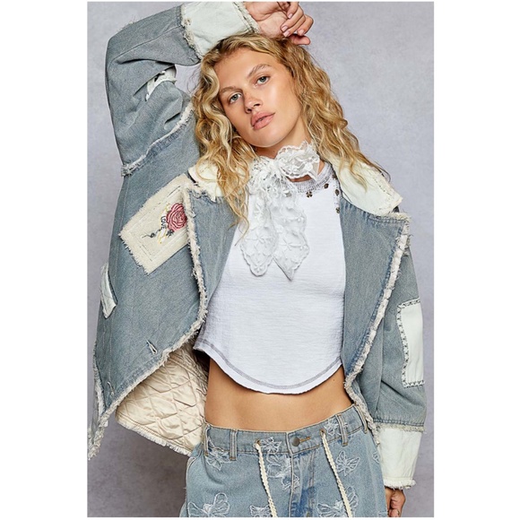 POL Light Wash Print Studded Heart Patch Button Down Frayed Denim Jacket - Picture 4 of 8